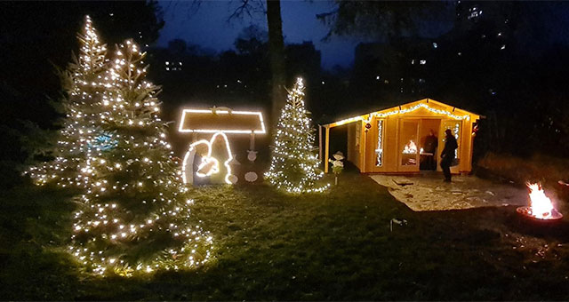 "Heavens Door" - Advent Hüttli und Advent-Garten Meeting-Point in Lauchhau-Lauchäcker - Stuttgart-Vaihingen.